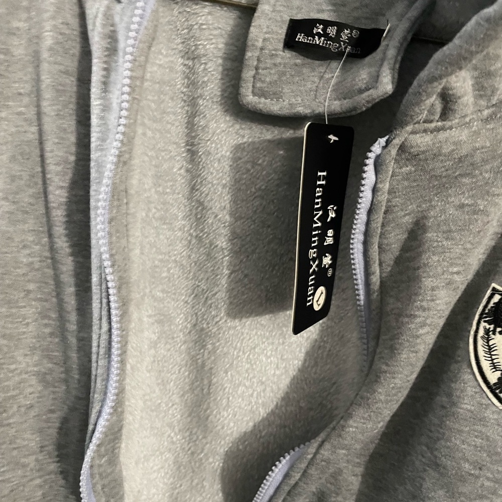 Han Ming Xuan Sweatshirt